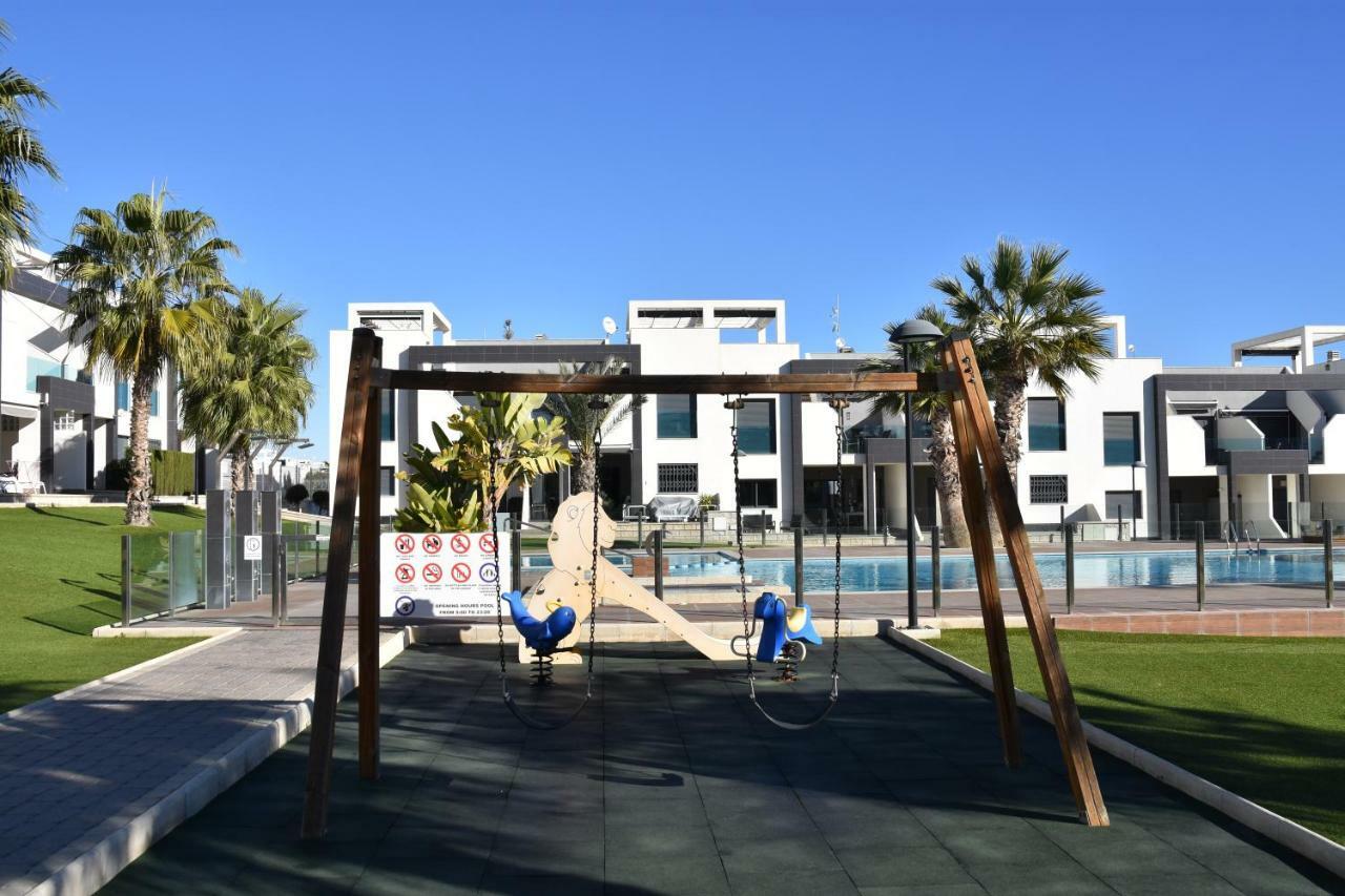 Penthouse Oasis Beach II La Zenia Apartamento Dehesa de Campoamor  Exterior foto